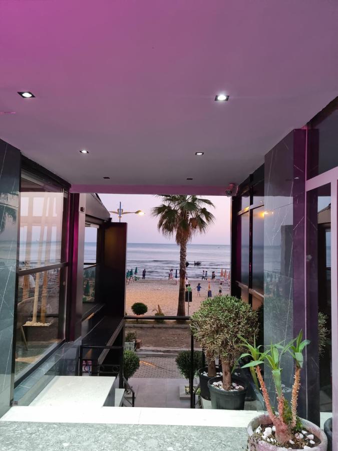 Alex'S Apartment Durrës Buitenkant foto